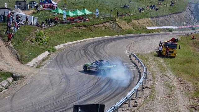 A doua etapă din Campionatul Național de Drift, desfășurată pe TransRarau - Yulmis Foto