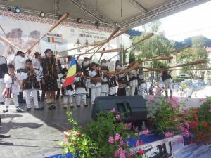 Artiști din cinci țări vor participa la Festivalul Internaţional de Folclor „Întâlniri Bucovinene”, la Câmpulung Moldovenesc