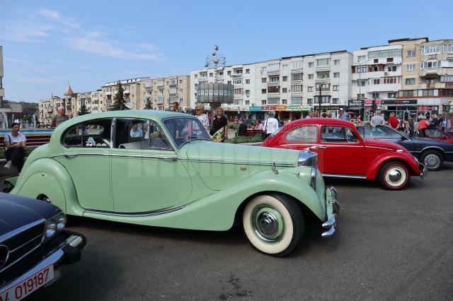 „Roţi legendare” - 126 de ani de la apariţia primului vehicul în Fălticeni