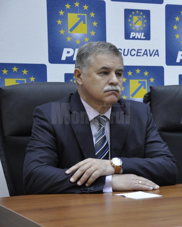 Secretarul general al PNL Suceava, Viorel Seredenciuc