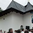 Sute de oameni au participat la sfințirea bisericii din Corlata