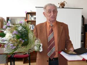 Profesorul emerit Constantin Popa