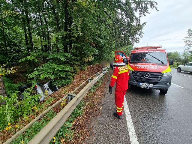 Mașina răsturnată între Ilișești și Păltinoasa