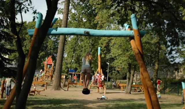 Orășelul copiilor, amfiteatru în aer liber, tiroliană și lift înclinat, prinse în obiectivele de amenajare a Zonei de Agrement Parc Șipote