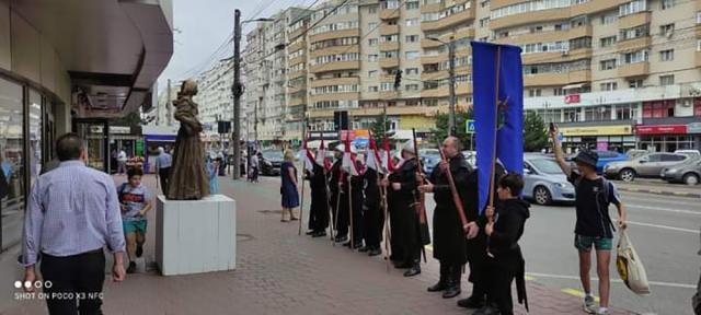 Peste 400 de cavaleri, domniţe, păpuşari din România, Ungaria, Turcia, Ucraina și Republica Moldova, la Festivalul de Artă Medievală „Ştefan cel Mare”