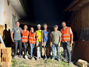 ASCOR continuă campania de ajutorare a unei familii din Liteni - Moara