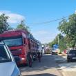 Drum din Bălcăuți, blocat de săteni pentru a stopa circulația tirurilor