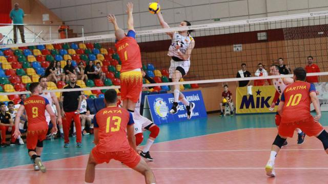 Sucevenii Aciobăniței şi Raţă sunt jucători de bază în echipa națională de volei a României