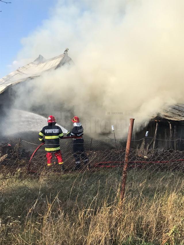 Casa unei bătrâne de 92 de ani, distrusă de un incendiu