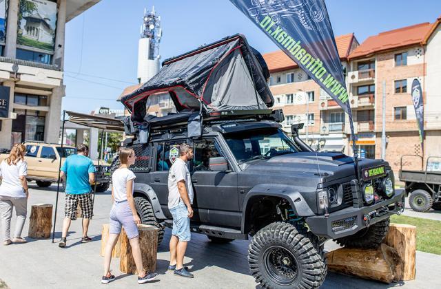 Mașini spectacol și mii de oameni, la prima ediție a Off Road Max Bucovina - 4X4 Show