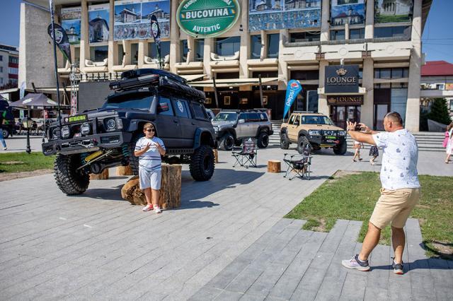 Mașini spectacol și mii de oameni, la prima ediție a Off Road Max Bucovina - 4X4 Show