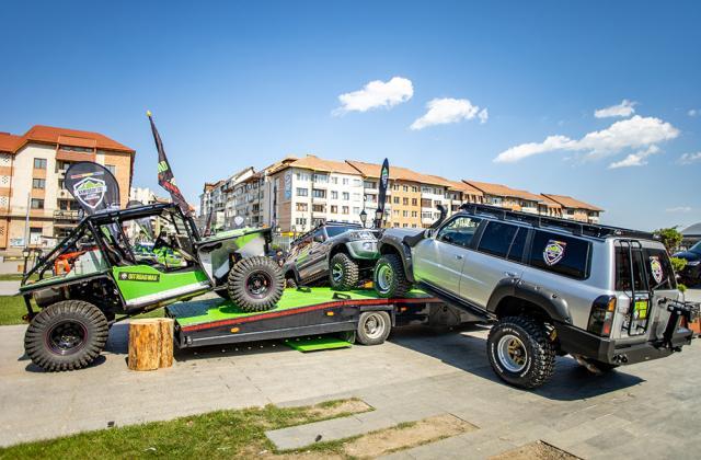 Mașini spectacol și mii de oameni, la prima ediție a Off Road Max Bucovina - 4X4 Show