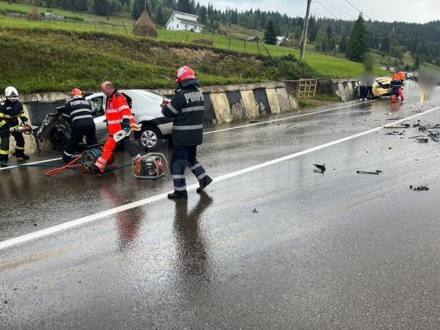 Accident cu un mort și patru răniți pe Mestecăniș