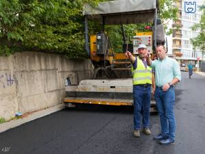 Strada Narciselor, refăcută inclusiv cu trotuar de acces către Liceul Filadelfia 3