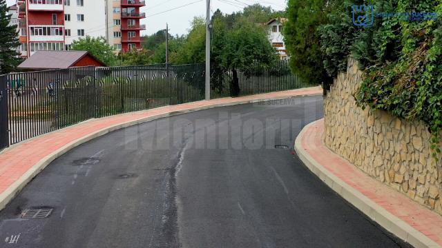 Strada Narciselor, refăcută inclusiv cu trotuar de acces către Liceul Filadelfia 4