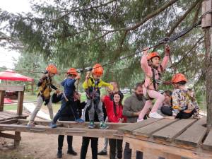Asociația Institutul Bucovina a trimis mai mulți copii refugiați din Ucraina în excursie la Gura Humorului