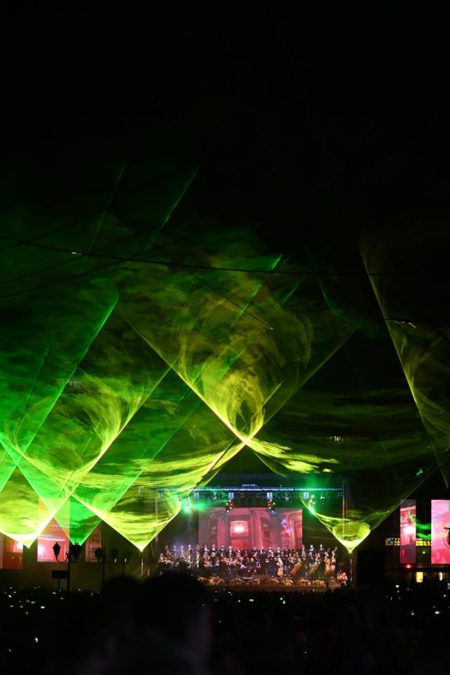 „Simfonii de toamnă”, ediția a IX-a, un eveniment exploziv, o seară memorabilă de muzică, dans, lumini, în compania a peste 120 de artiști din Republica Moldova