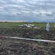 Specialiști de la Aviația Civilă vor examina avionul prăbușit. Aparatul decolase la ora 15.00, iar motorul era deja rece când s-a dat alarma