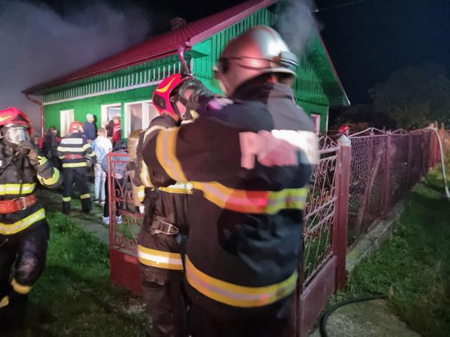 Bărbatul și-a văzut din nou casa în flăcări după ce și-a pierdut soția și un copil în alt incendiu, în 2014