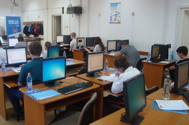 Centre de pregătire la informatică, gratuite, pentru elevi de gimnaziu și liceu