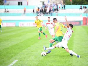 Cainari a marcat golul decisiv pentru Foresta. Foto - Facebook - Fotograful Sportiv