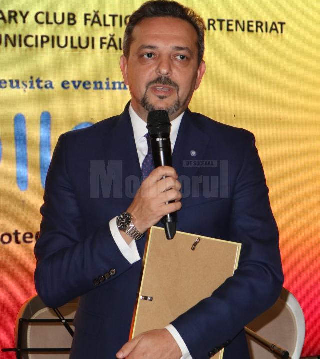 Prof. univ. Daniel Șandru