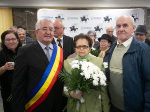 Alte 44 de „Cupluri de Aur” au fost sărbătorite în municipiul Suceava, la împlinirea a 50 de ani de căsătorie