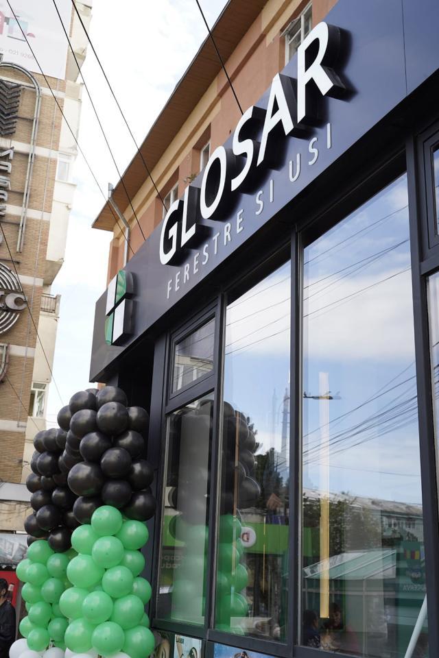 GLOSAR, companie specializată în domeniul tâmplăriei PVC premium, s-a mutat în casă nouă