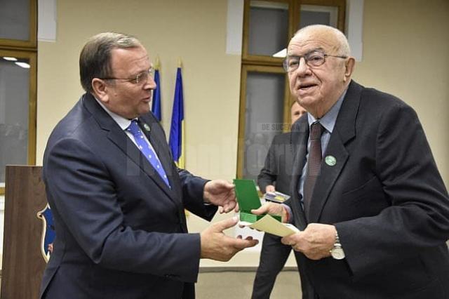 Alexandru Arșinel a primit Ordinul ”Meritul Bucovinei” în anul 2018