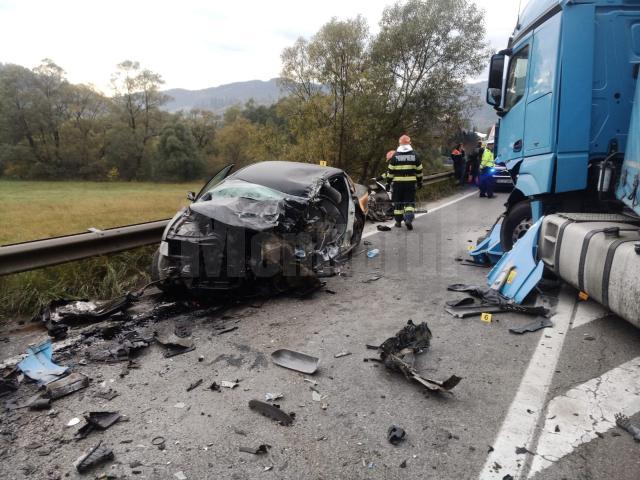 Un tânăr în vârstă de 26 de ani a murit într-un accident rutier produs sâmbătă dimineață, pe DN 17, la Câmpulung Moldovenesc