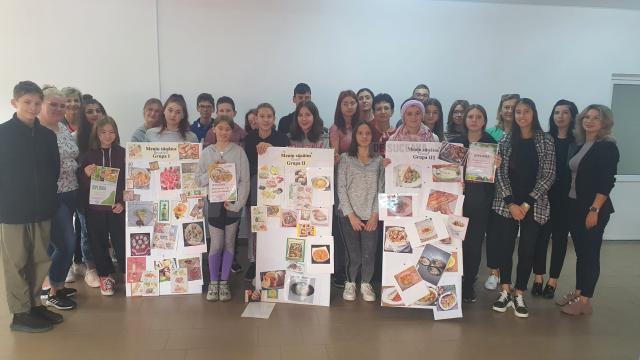 20 de elevi poloni, coordonați de patru cadre didactice, în vizită la Centrul de Educație Incluzivă „Sf. Andrei”