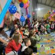 Momente artistice, activități sportive și cadouri pentru 50 de copii ucraineni și familiile lor, la Șcheia