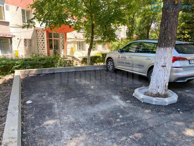 Strada Gherasim Buliga, din zona centrală a orașului, a fost reabilitată prin schimbarea covorului asfaltic, refacerea trotuarelor și înlocuirea bordurilor
