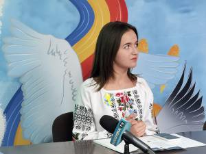 Tetiana Lebedenko, în vârstă de 15 ani, din Ucraina, a trimis lucrarea câștigătoare la concursul organizat de BRCT Suceava