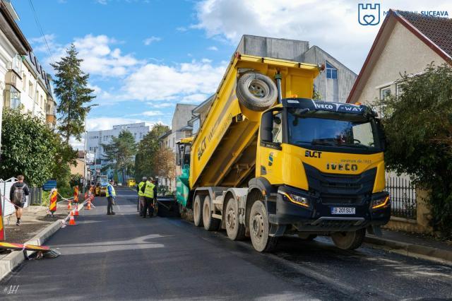 Strada Republicii a fost reabilitată și modernizată, inclusiv aleile care fac legătura cu strada Anastasie Crimca