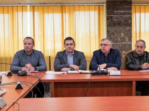 Ședința cu  reprezentanții asociațiilor de proprietari din municipiul Suceava, convocată marți, 11 octombrie, la sediul Primăriei Suceava 4