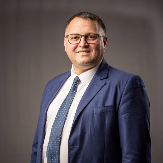 Subprefectul județului și secretarul executiv al PSD Suceava, Cristian Șologon