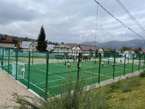 Noul teren de sport multifuncțional de la Școala Gimnazială din Frasin