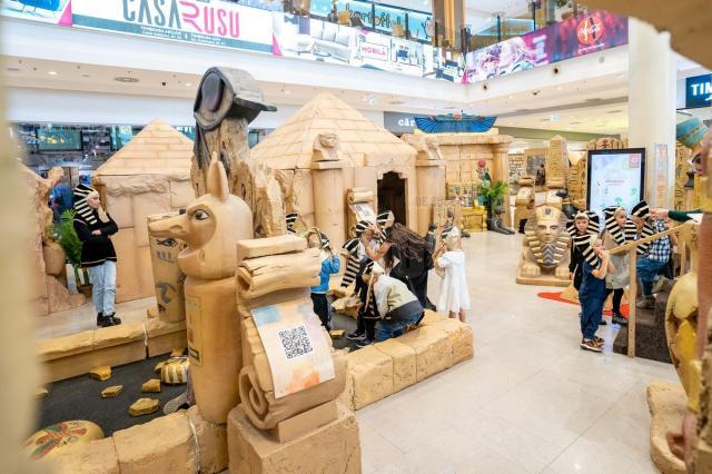 „Kids in Pyramids”, expoziție interactivă despre istoria Egiptului Antic, la Iulius Mall Suceava