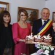 Catrina Loghin, sărbătorită la împlinirea a 100 de ani de primarul din Adâncata, Viorel Cucu