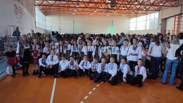 48 de clase au participat la Târgul de Toamnă organizat „în ograda Școlii Gimnaziale <Ion Creangă> Suceava”