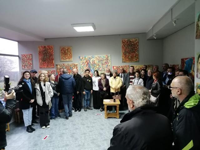 Lucrări semnate de trei artiști suceveni pot fi admirate la Galeria de Artă „Ion Irimescu” Suceava