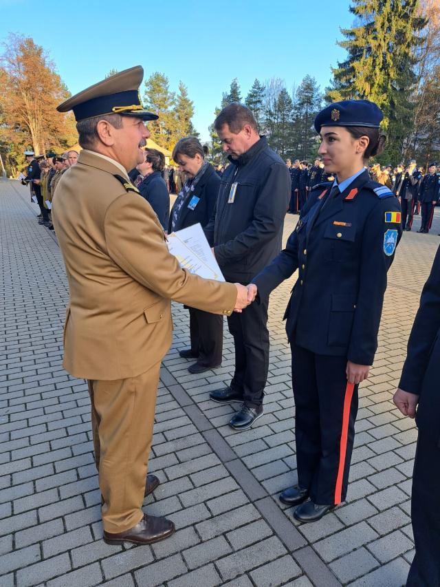 Distincții pentru elevii și profesorii Colegiului Militar din Câmpulung