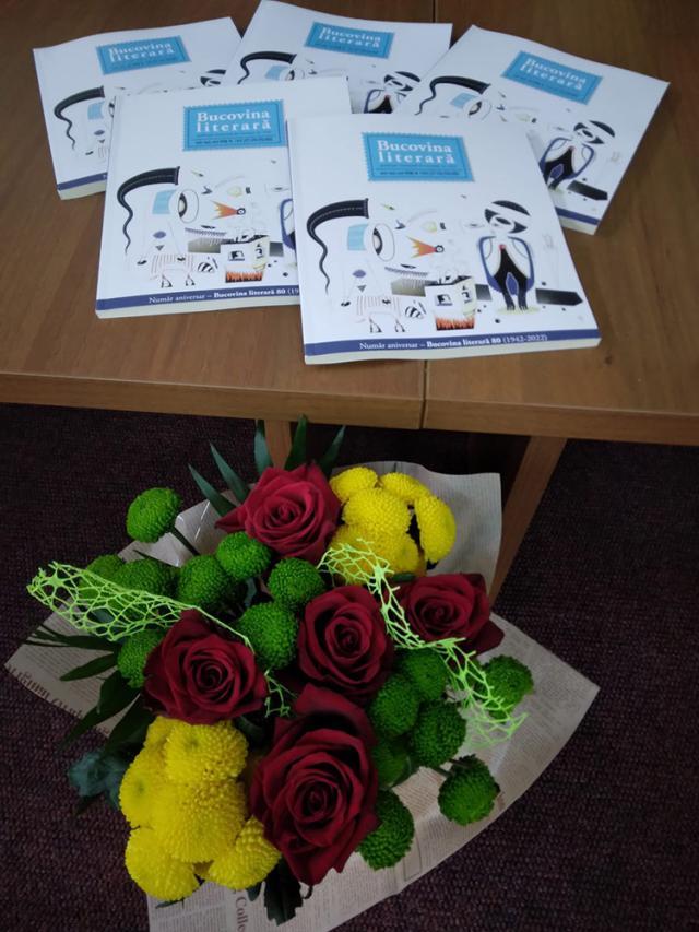 Scriitoarea Anca Mizumschi, îndrăgostită de Bucovina, și-a lansat la Suceava cel mai recent roman, „Cei care cumpără stele”