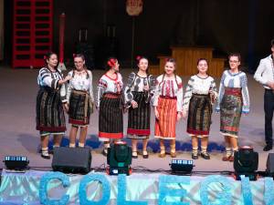 „Eco Extress 1945 – 2022”, tema Balului  Bobocilor organizat de Colegiul Economic Suceava