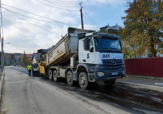 Lucrările de reabilitare și modernizare a străzii Ecaterina Teodoroiu, pe care se ajunge la Mănăstirea Teodoreni