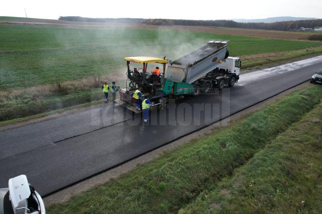 Așa arată DN 29 A Suceava-Dorohoi, prin Adâncata. Foto DRDP Iași