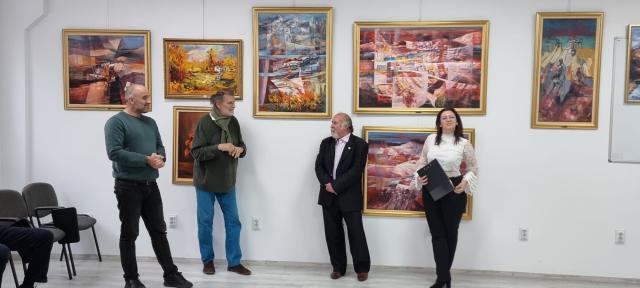 Tablourile realizate de artistul Ștefan Șerban pot fi admirate la Galeria Zamca, până pe 14 noiembrie