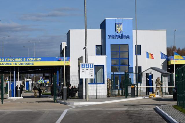 Vama Vicovu de Sus - Crasna s-a redeschis după 14 ani, în prezența premierilor României și Ucrainei