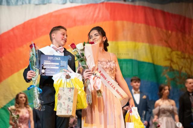 Perechea de pe Locul III